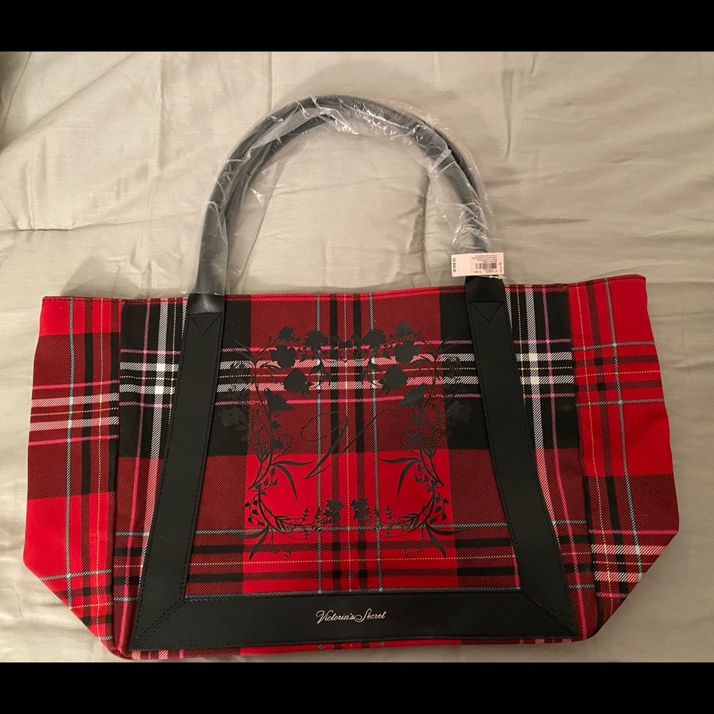 Victoria’s Secret Holiday Tote
